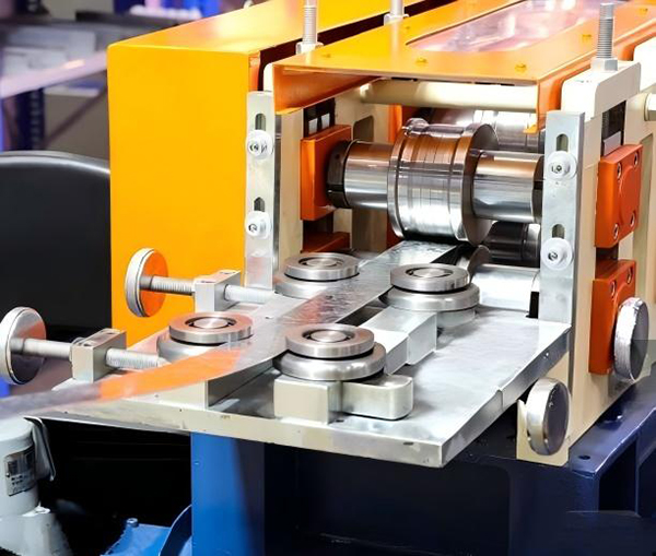 Rack Roll Forming Machine