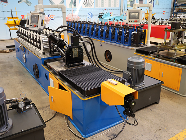 L-Shaped Light Gauge Steel Framing Machine