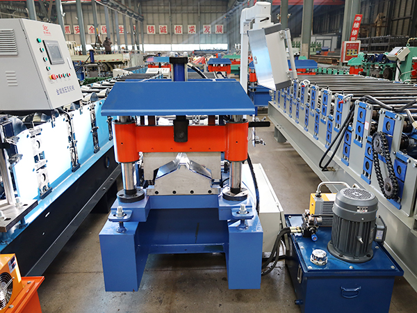 Automatic Ridge Cap Roll Forming Machine
