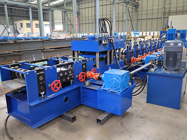 Highway Guardrail Forming Machine