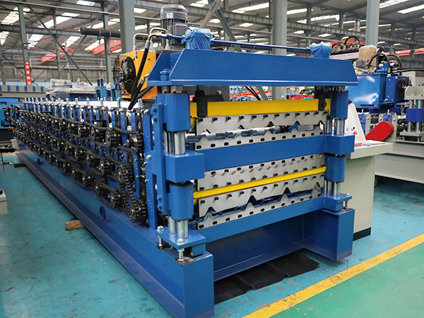 Three-Layer Roof Panel Machine